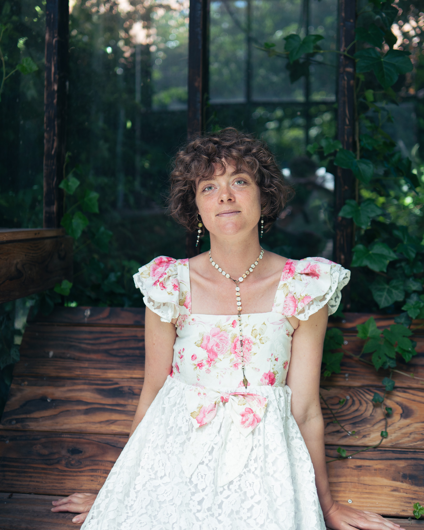 Portræt af roman forfatter Caroline Thrane