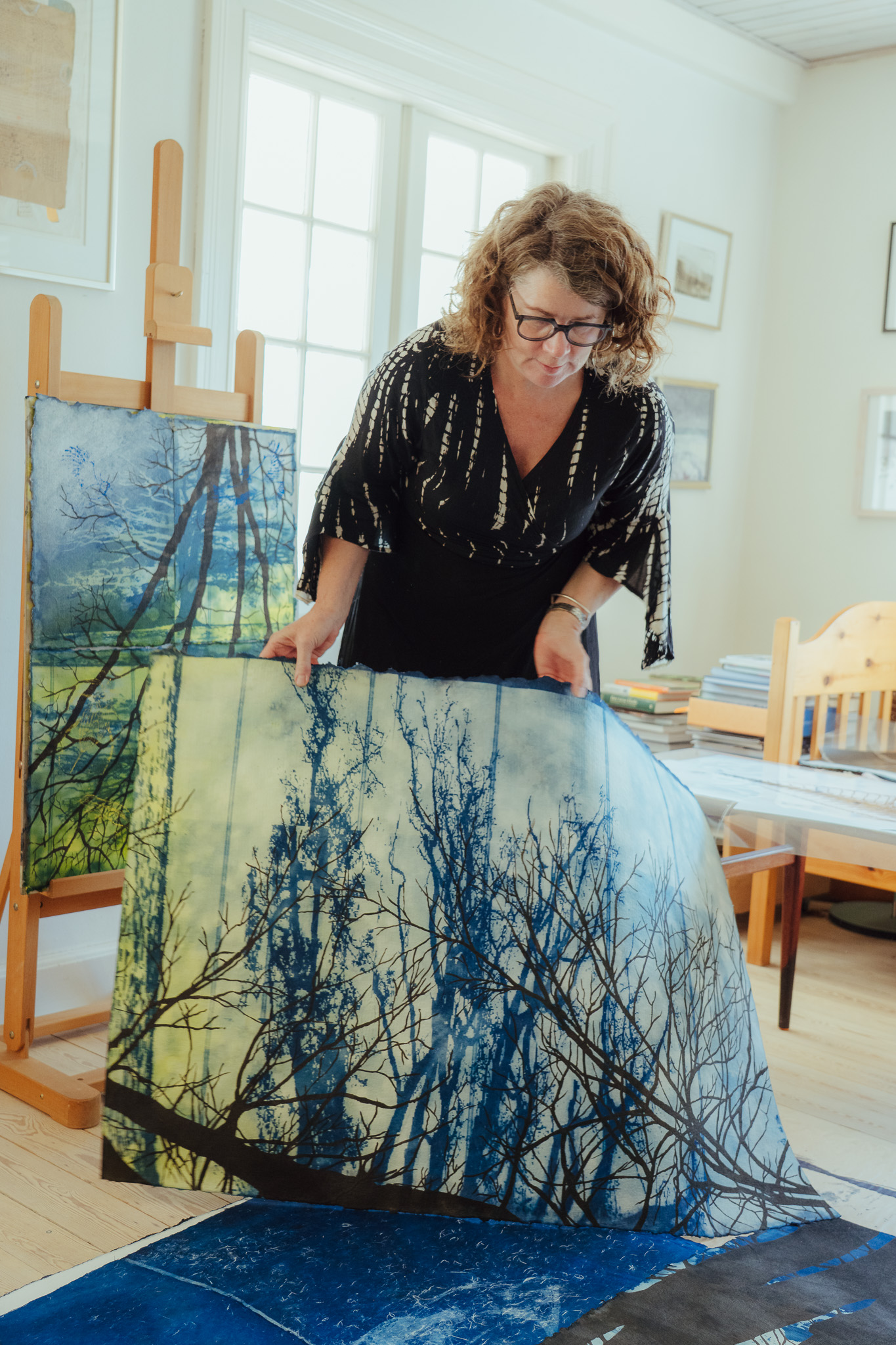 Karin Lykke fremviser sit arbejde der skal på Silkeborg Bad