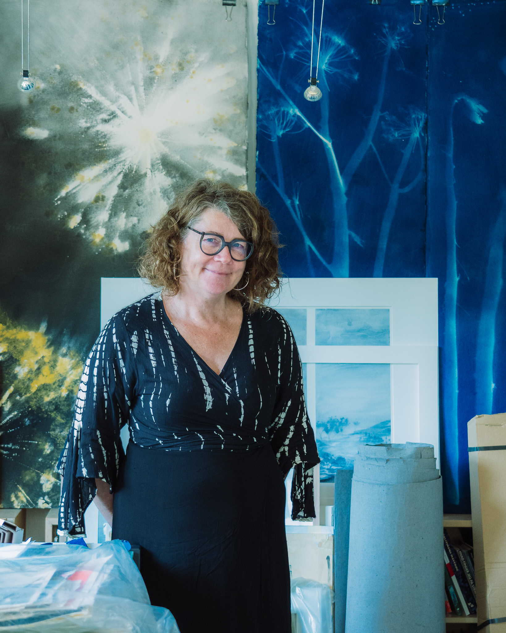 Portræt at Karin Lykke der er aktuel på Silkeborg Bad med blåtryk